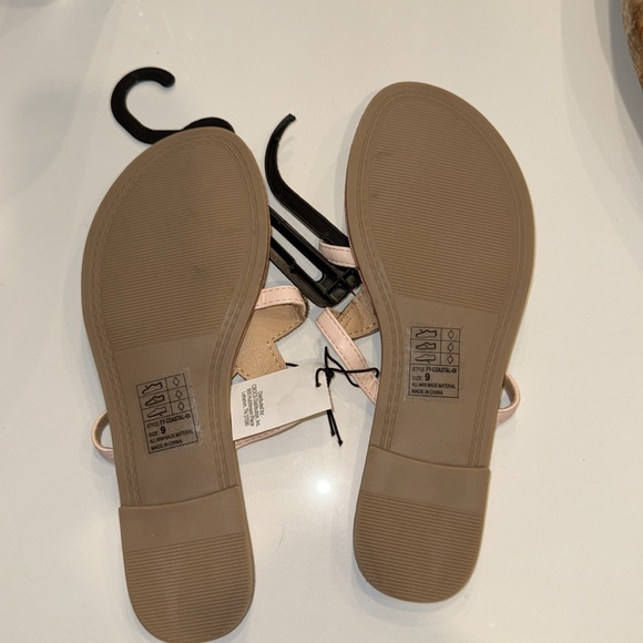 Women's Starfish Sandals - Gold and Tan - Picture 6 of 6